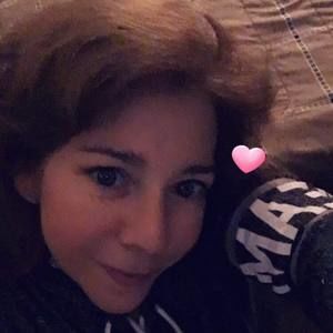 Meet your Posher, Tonya